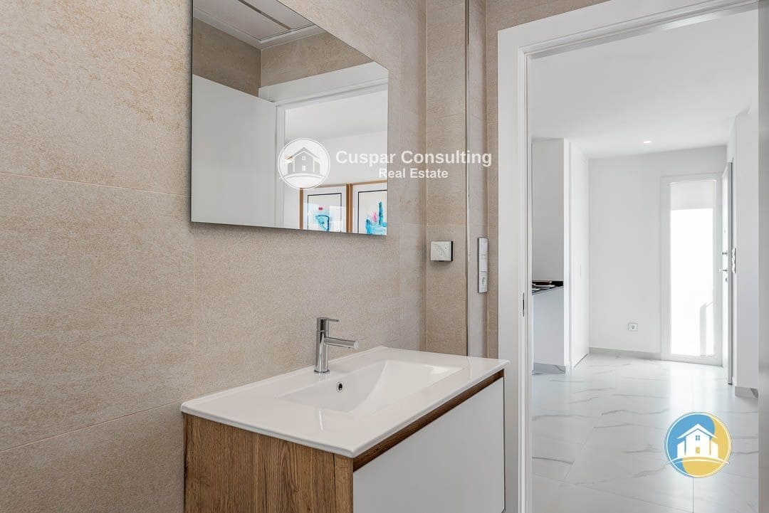 3 soveværelse Villa til salg i San Miguel de Salinas med swimmingpool garage - € 430.000 (Ref: 8555973)