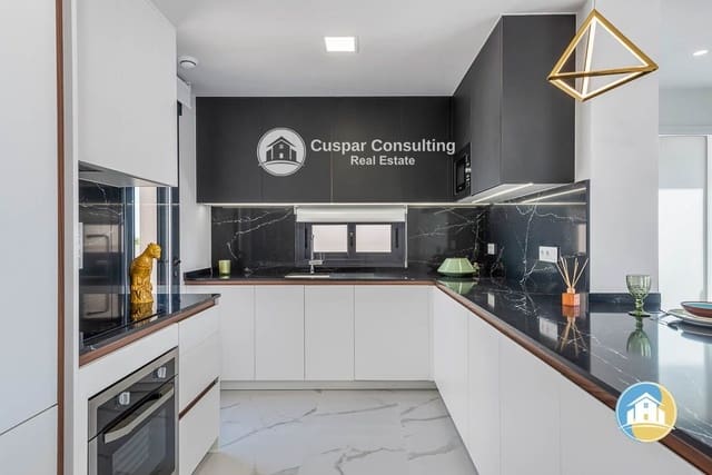 3 camera da letto Villa in vendita in San Miguel de Salinas con piscina garage - 430.000 € (Rif: 8555973)