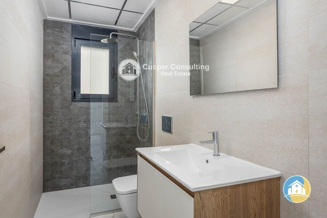 3 soveværelse Villa til salg i San Miguel de Salinas med swimmingpool garage - € 430.000 (Ref: 8555973)