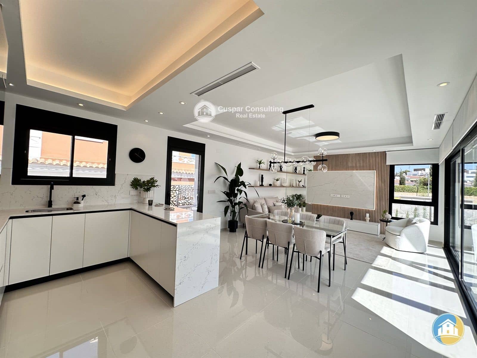 3 bedroom Villa for sale in Ciudad Quesada with pool garage - € 777,000 (Ref: 8555980)