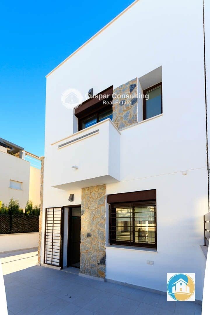 3 quarto Apartamento para venda em Pilar de la Horadada com piscina garagem - 354 900 € (Ref: 8555982)