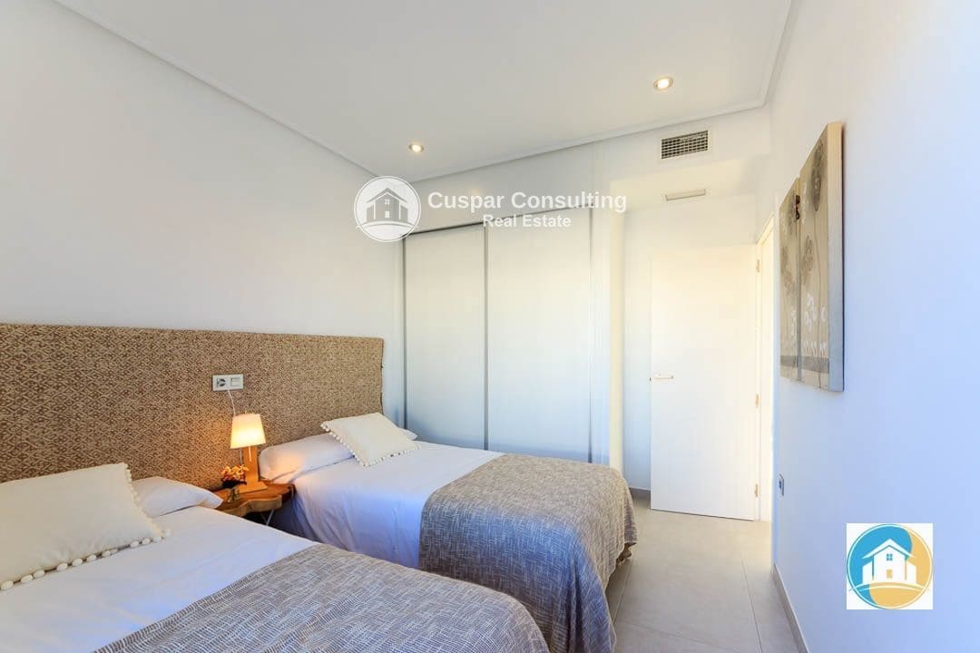 3 quarto Apartamento para venda em Pilar de la Horadada com piscina garagem - 354 900 € (Ref: 8555982)