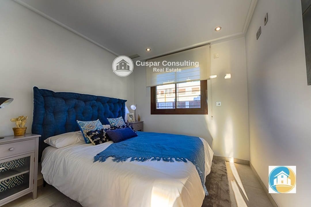 3 quarto Apartamento para venda em Pilar de la Horadada com piscina garagem - 354 900 € (Ref: 8555982)