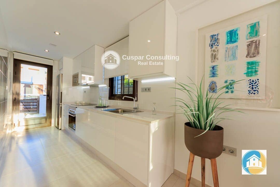 3 quarto Apartamento para venda em Pilar de la Horadada com piscina garagem - 354 900 € (Ref: 8555982)