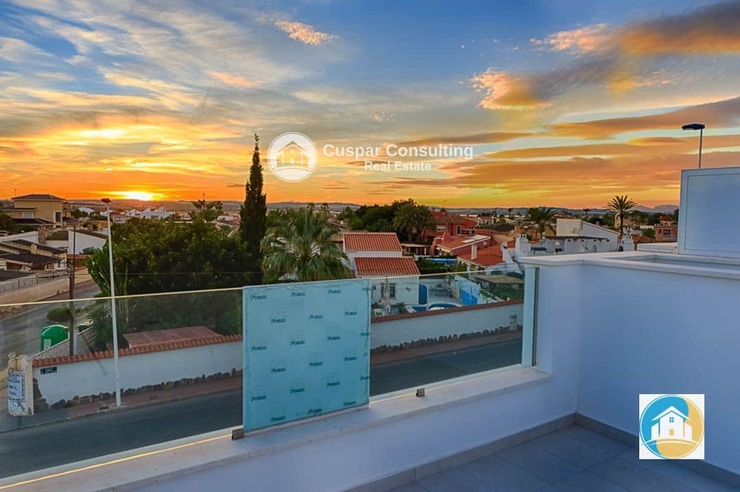 3 quarto Apartamento para venda em Pilar de la Horadada com piscina garagem - 354 900 € (Ref: 8555982)