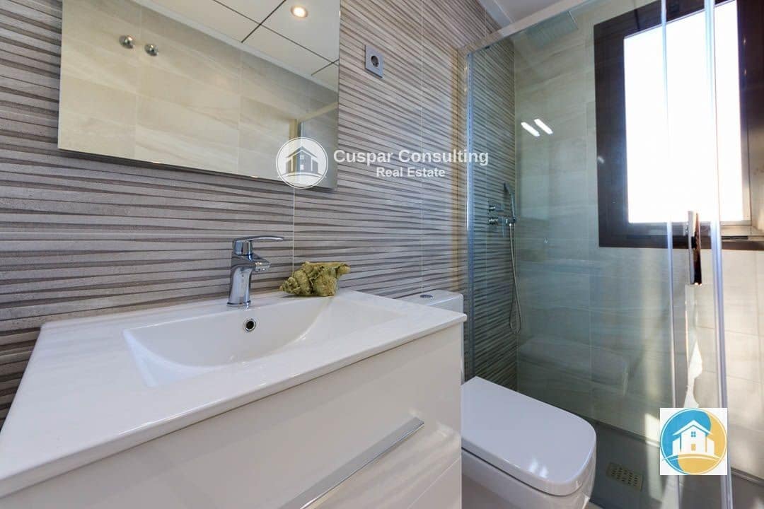 3 quarto Apartamento para venda em Pilar de la Horadada com piscina garagem - 354 900 € (Ref: 8555982)