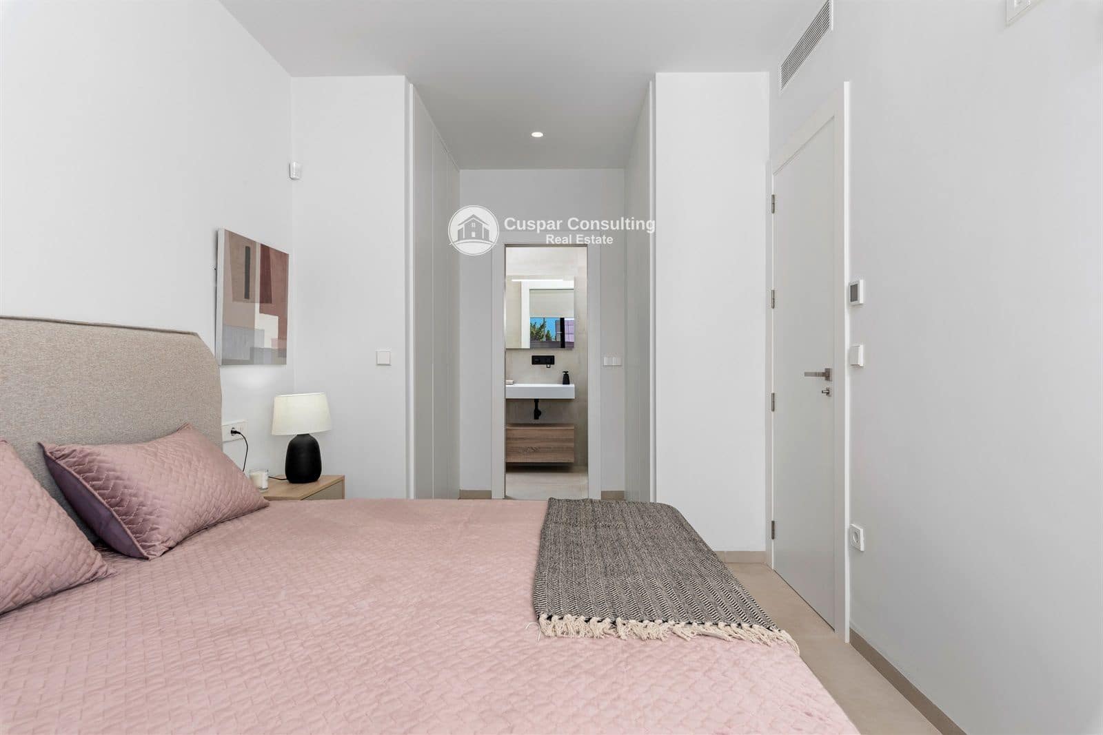 3 soveværelse Villa til salg i Los Alcazares med swimmingpool garage - € 579.900 (Ref: 8555983)