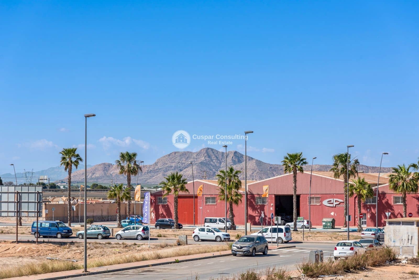 Chalet de 3 habitaciones en San Javier en venta con piscina garaje - 709.900 € (Ref: 8555983)