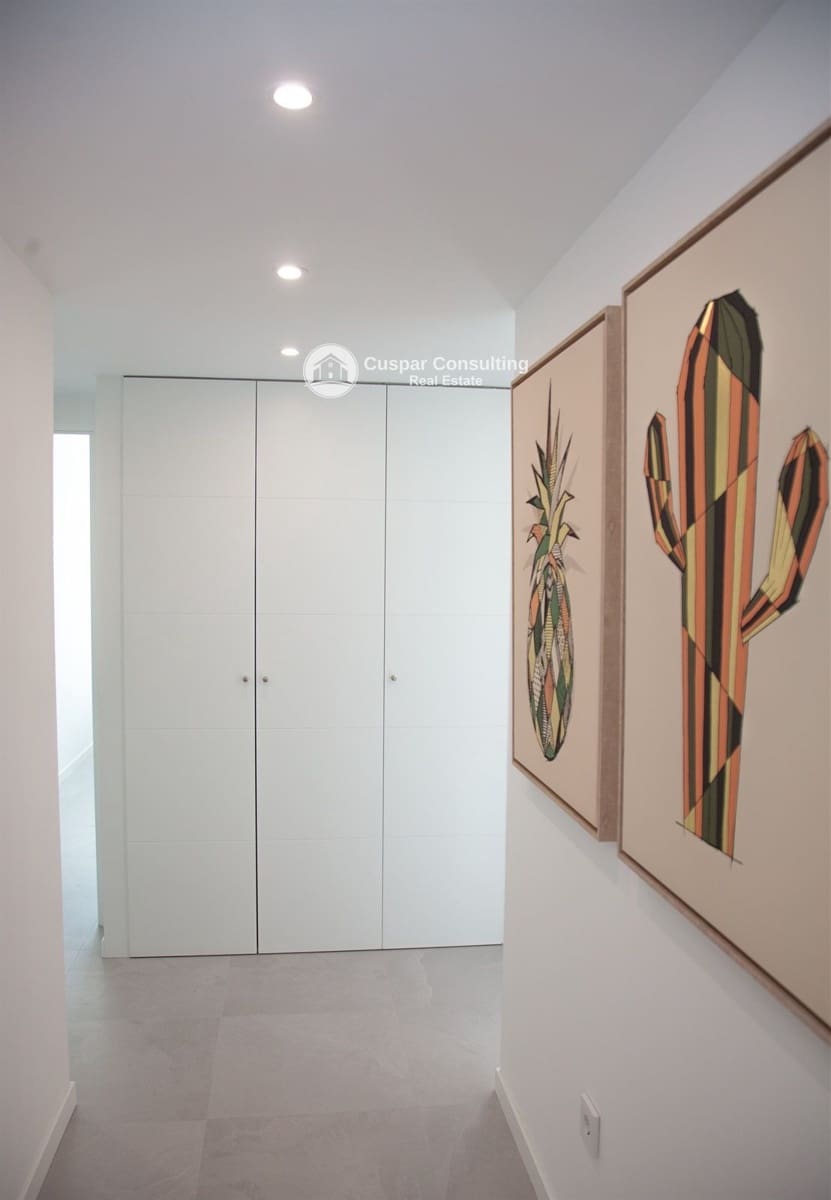 2 bedroom Flat for sale in Finestrat with pool garage - € 440,000 (Ref: 8555988)