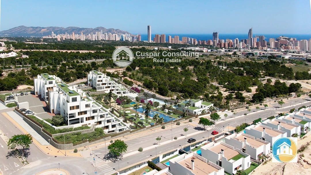 2 bedroom Flat for sale in Finestrat with pool garage - € 440,000 (Ref: 8555988)