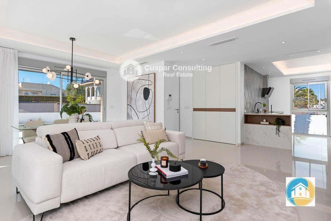 4 soveværelse Villa til salg i Ciudad Quesada med swimmingpool garage - € 975.693 (Ref: 8555989)