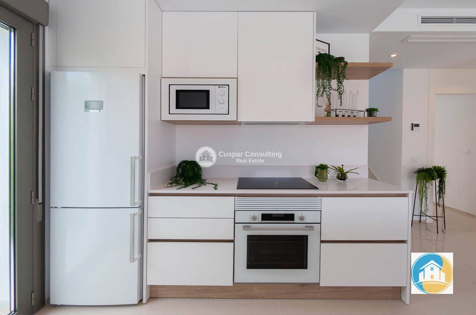 3 soveværelse Villa til salg i Los Alcazares med swimmingpool garage - € 570.000 (Ref: 8556002)