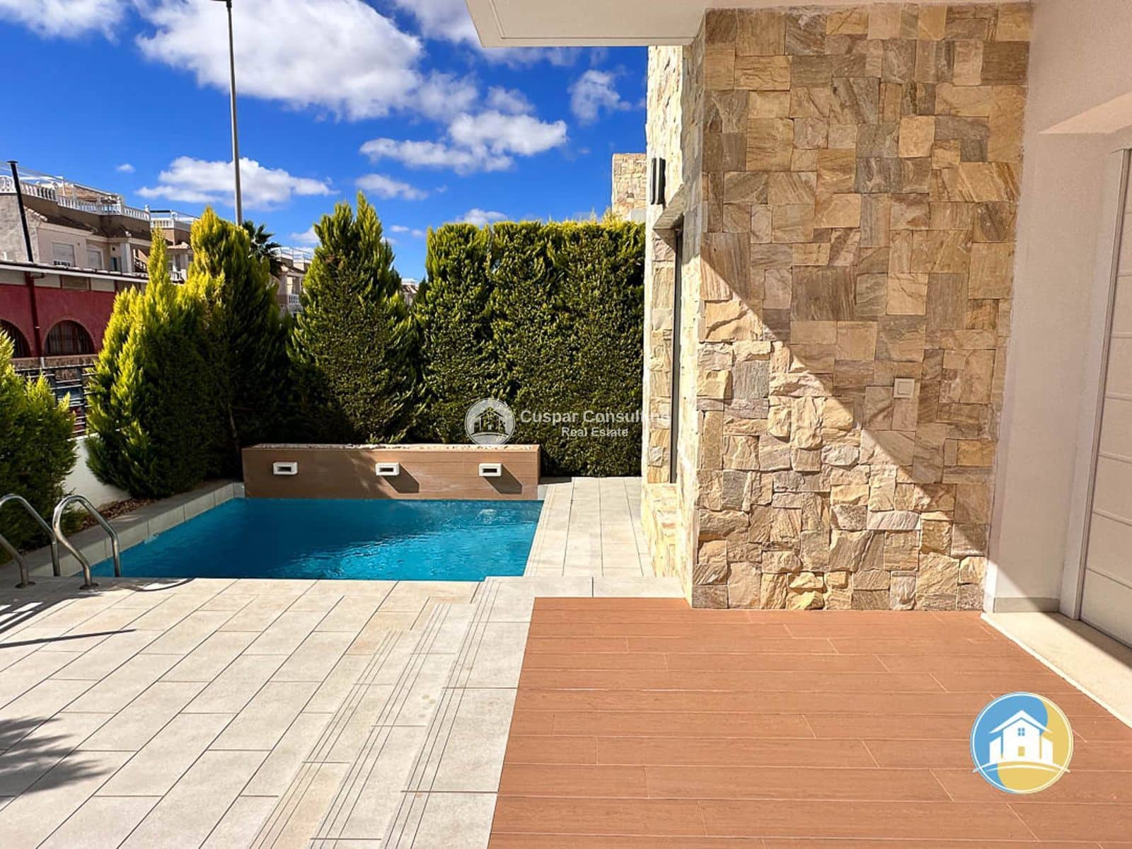 3 soveværelse Villa til salg i Los Alcazares med swimmingpool garage - € 570.000 (Ref: 8556002)