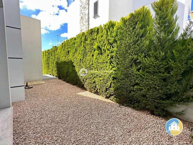 3 slaapkamer Villa te koop in Centro, Los Alcázares met zwembad garage - € 570.000 (Ref: 8556002)