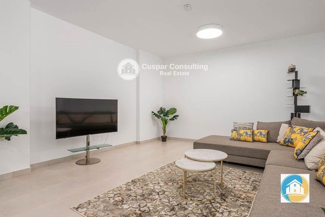 4 soverom Villa til salgs i Playa Honda med svømmebasseng garasje - € 600 000 (Ref: 8556003)