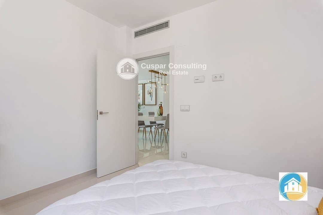 4 soverom Villa til salgs i Playa Honda med svømmebasseng garasje - € 600 000 (Ref: 8556003)