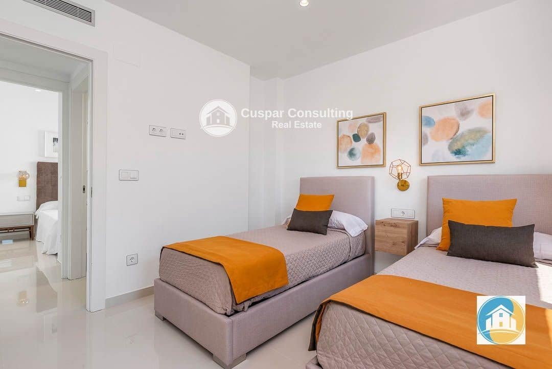 4 soverom Villa til salgs i Playa Honda med svømmebasseng garasje - € 600 000 (Ref: 8556003)