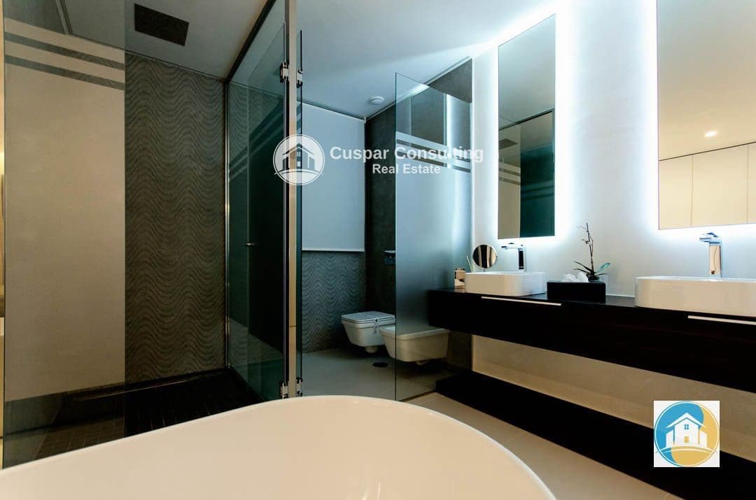 4 sypialnia Willa na sprzedaż w Orihuela Costa z basenem garażem - 1 050 000 € (Ref: 8556009)