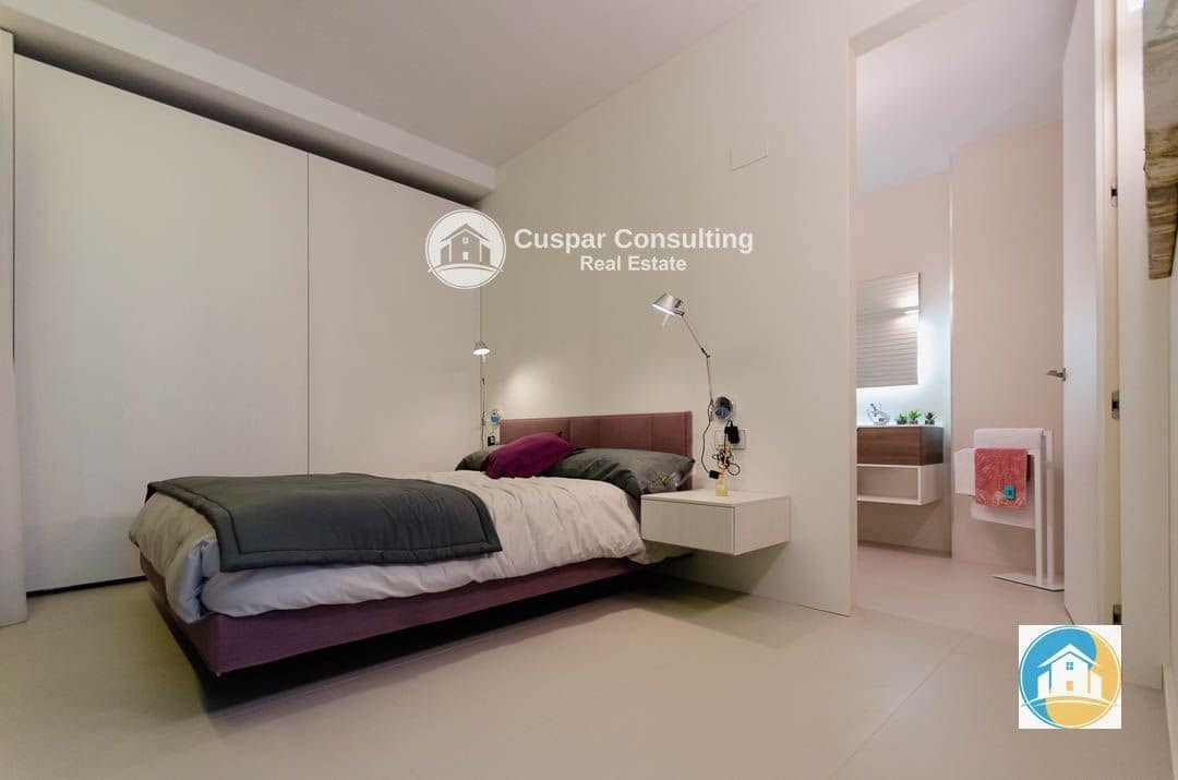 4 sypialnia Willa na sprzedaż w Orihuela Costa z basenem garażem - 1 050 000 € (Ref: 8556009)