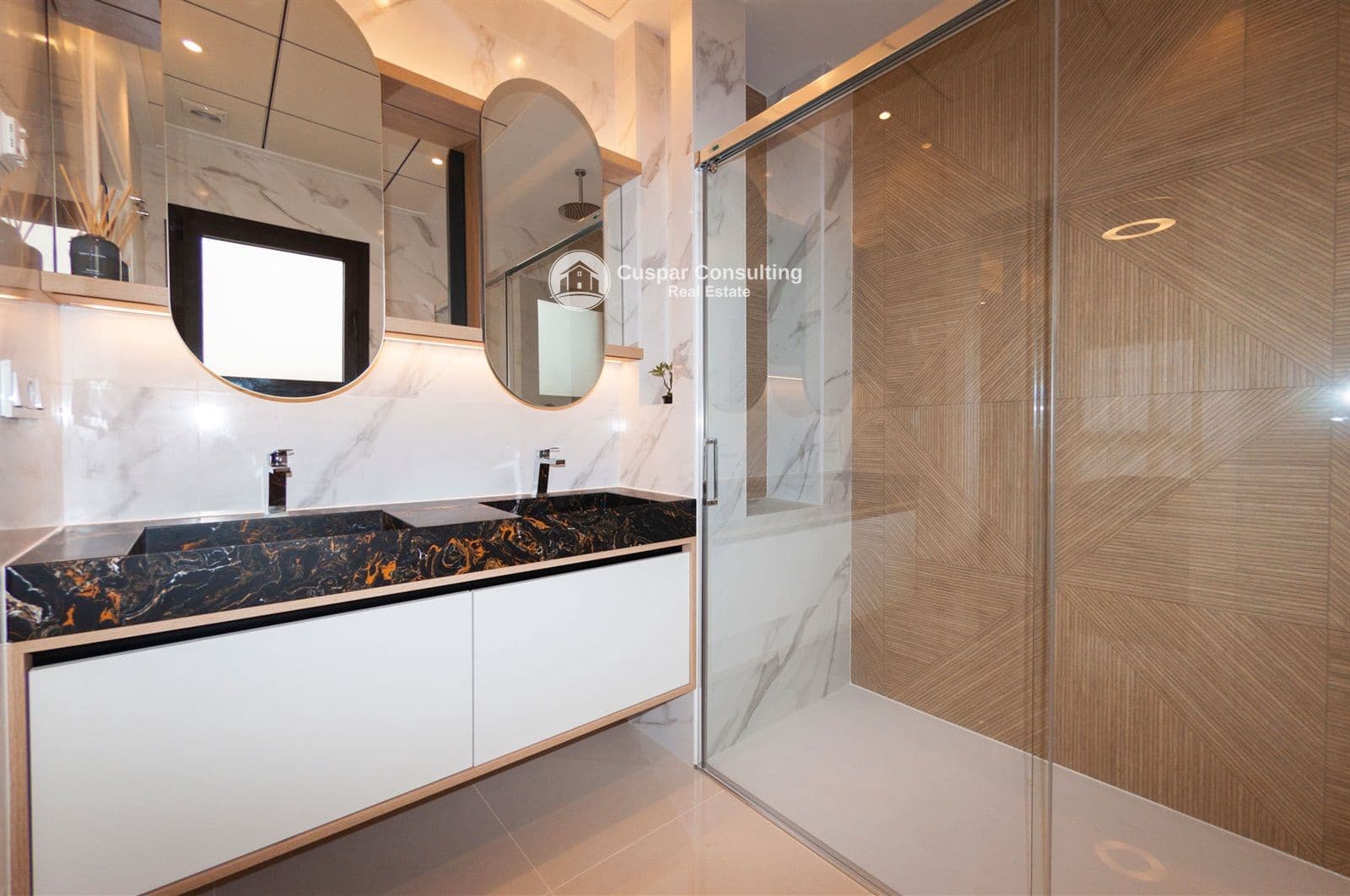 3 quarto Moradia para venda em Ciudad Quesada com piscina garagem - 632 000 € (Ref: 8556011)