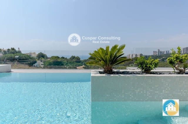 4 quarto Moradia para venda em Campoamor, Orihuela com piscina garagem - 1 050 000 € (Ref: 8556015)