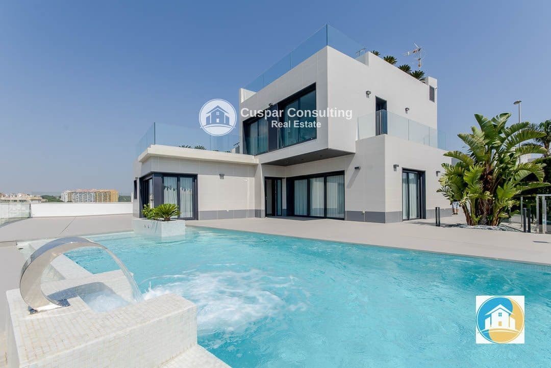 4 sovrum Villa till salu i Orihuela Costa med pool garage - 1 050 000 € (Ref: 8556015)