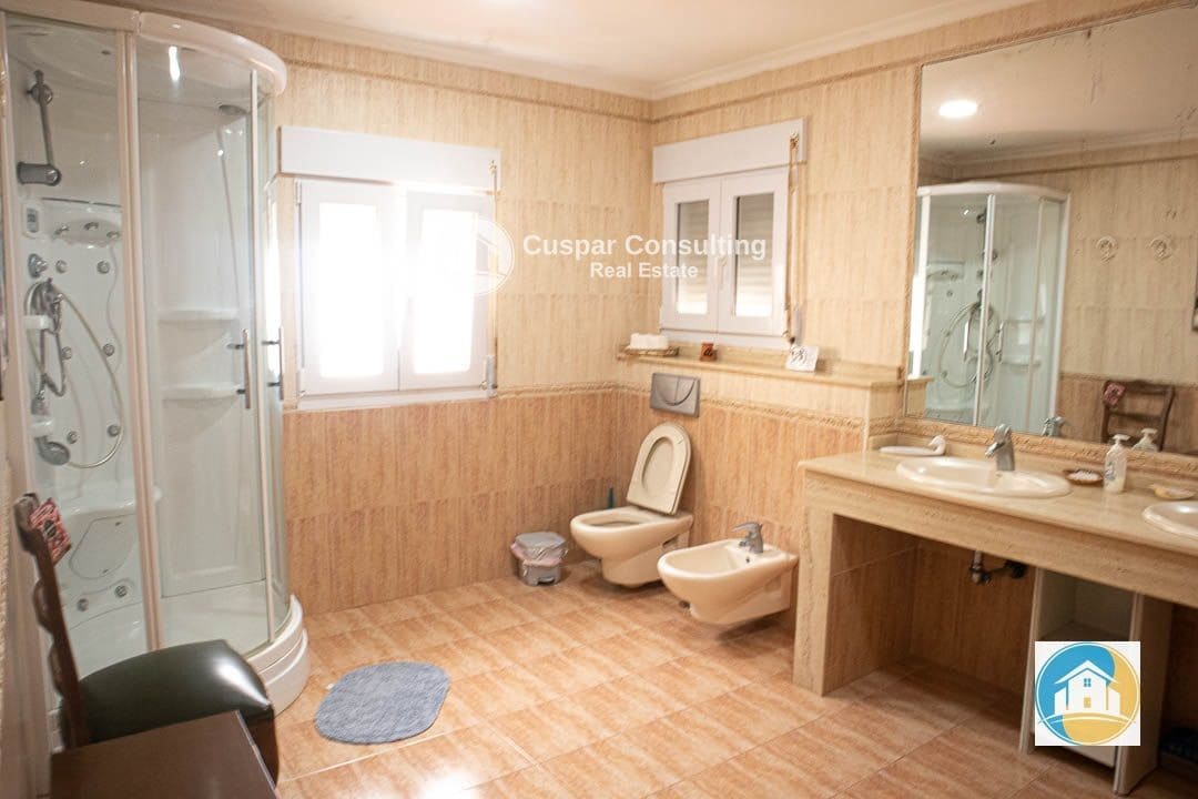 5 soveværelse Villa til salg i La Manga del Mar Menor med swimmingpool garage - € 735.000 (Ref: 8556027)