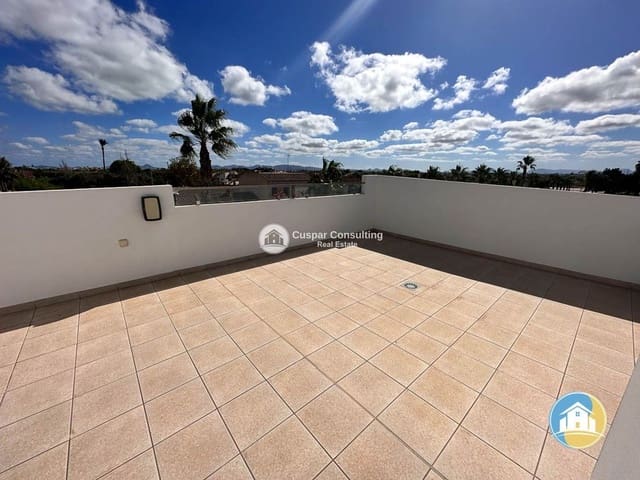 3 soverom Villa til salgs i Centro, Los Alcázares med svømmebasseng garasje - € 539 000 (Ref: 8559287)