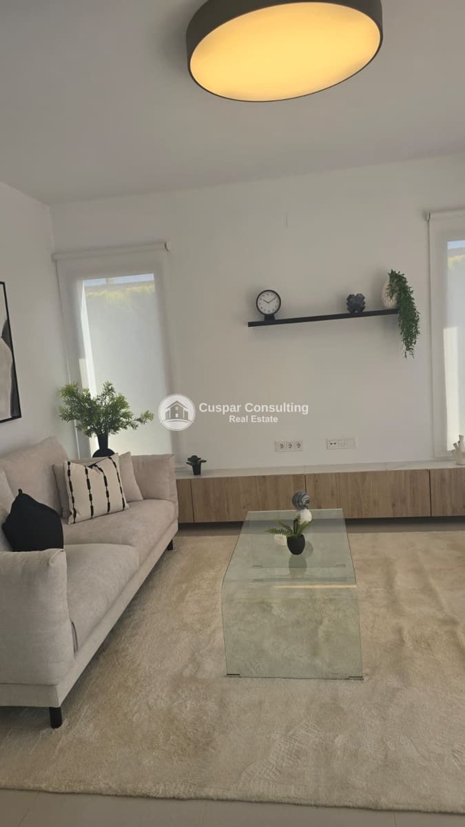 3 soveværelse Villa til salg i Los Alcazares med swimmingpool garage - € 539.000 (Ref: 8559287)