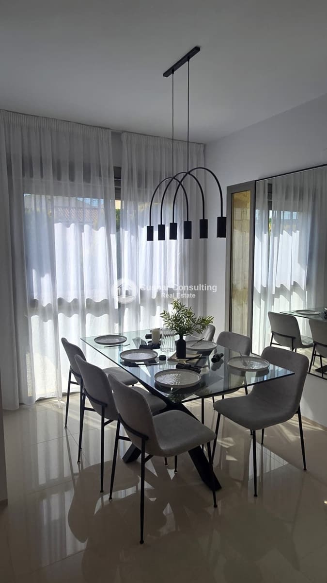 3 soveværelse Villa til salg i Los Alcazares med swimmingpool garage - € 539.000 (Ref: 8559287)