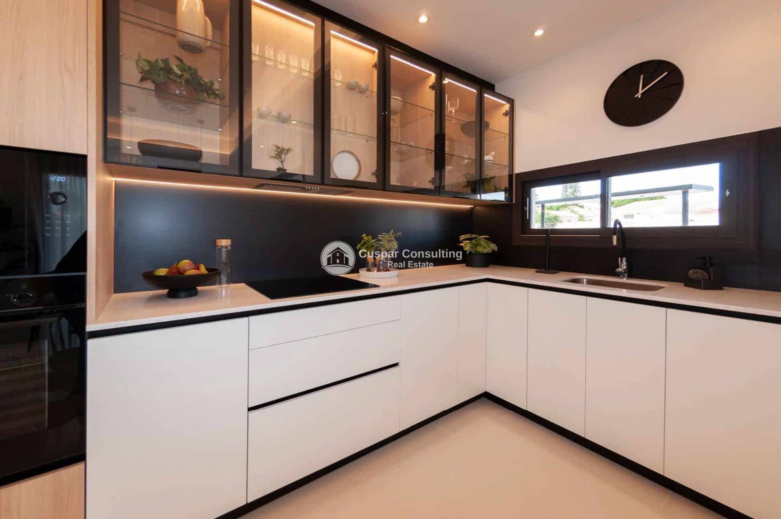 Chalet de 3 habitaciones en Ciudad Quesada en venta con piscina garaje - 799.852 € (Ref: 8600813)