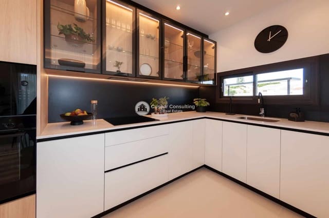 Chalet de 3 habitaciones en Ciudad Quesada, Rojales en venta con piscina garaje - 799.852 € (Ref: 8600813)