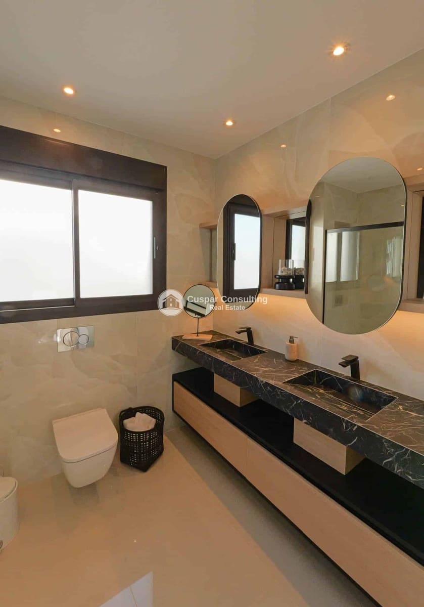 3 quarto Moradia para venda em Ciudad Quesada com piscina garagem - 871 162 € (Ref: 8600813)