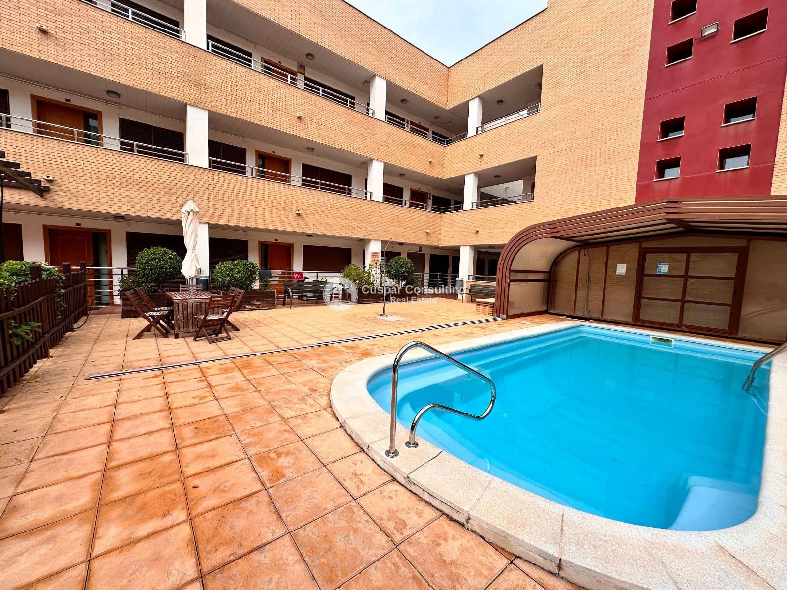 2 soveværelse Lejlighed til salg i Los Cuarteros med swimmingpool garage - € 208.000 (Ref: 8603186)