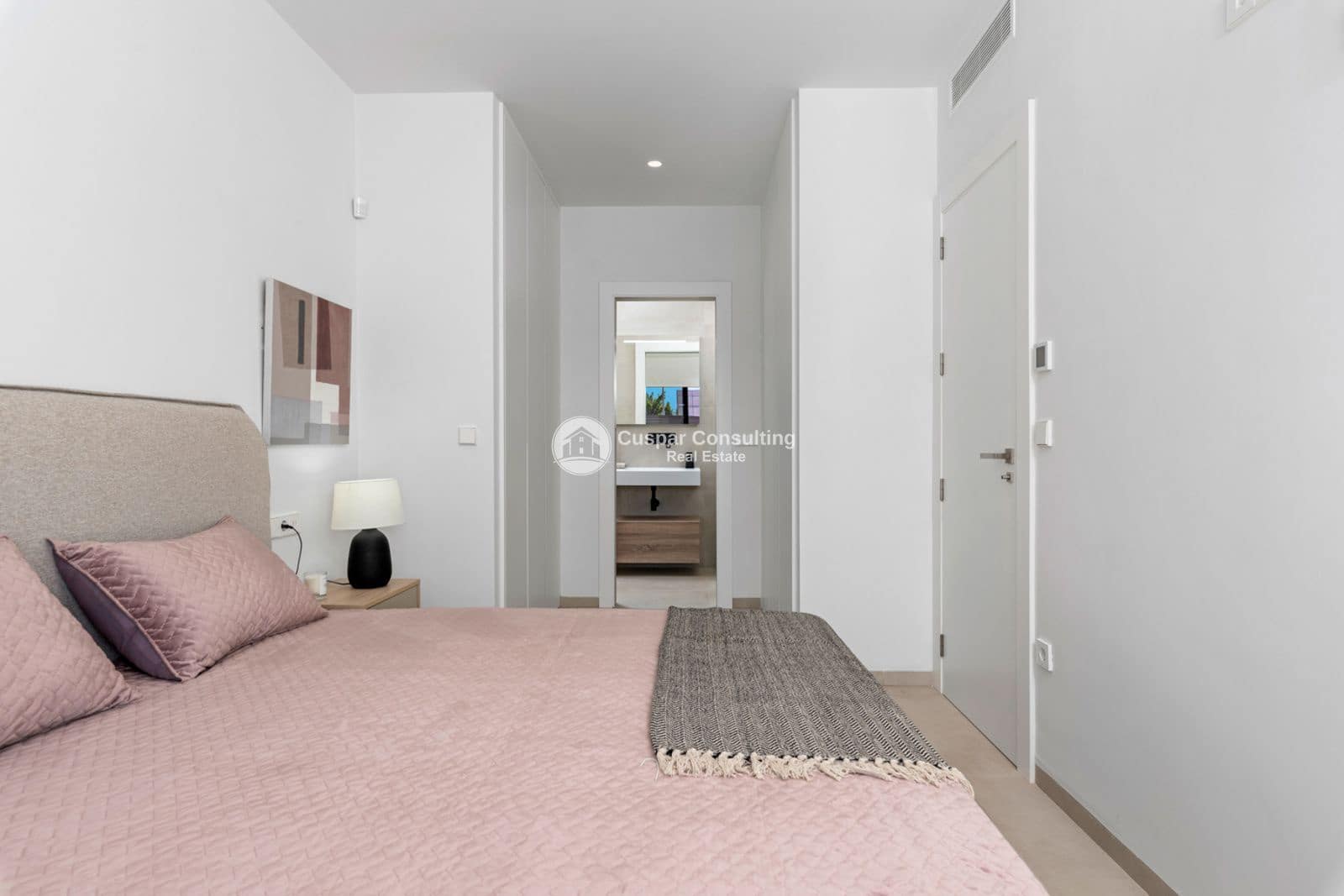 3 slaapkamer Villa te koop in Los Alcazares met zwembad garage - € 749.900 (Ref: 8604976)