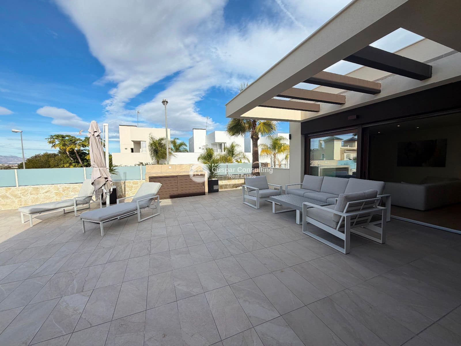 3 soveværelse Villa til salg i Rojales med swimmingpool garage - € 480.000 (Ref: 8619570)