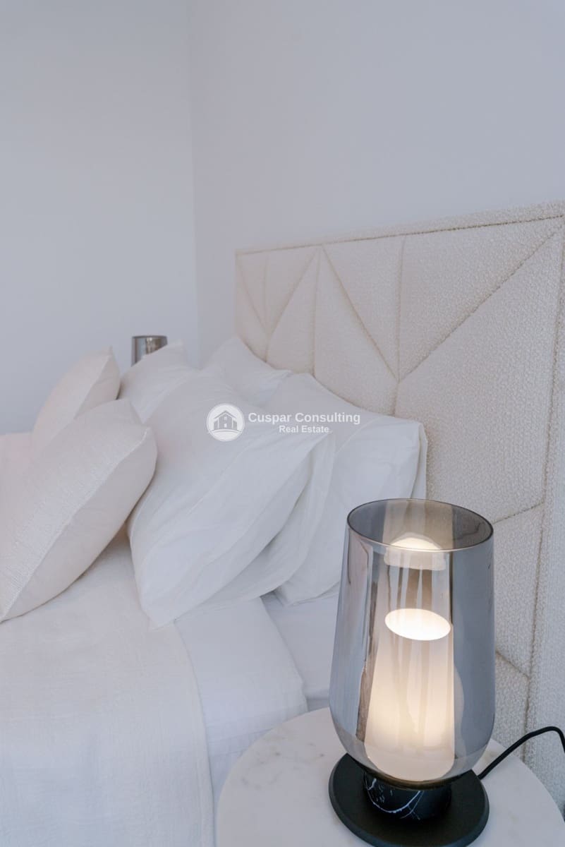 3 soverom Villa til salgs i Dehesa de Campoamor med svømmebasseng garasje - € 900 000 (Ref: 8625881)