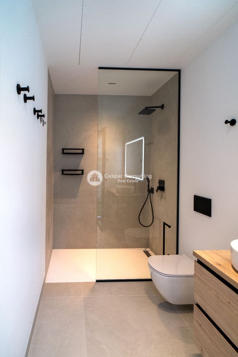 3 quarto Moradia para venda em Dehesa de Campoamor com piscina garagem - 900 000 € (Ref: 8625882)