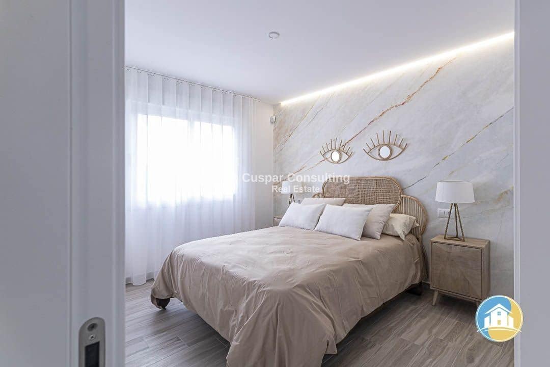 2 soverom Leilighet til salgs i La Manga del Mar Menor med svømmebasseng garasje - € 260 560 (Ref: 8637814)