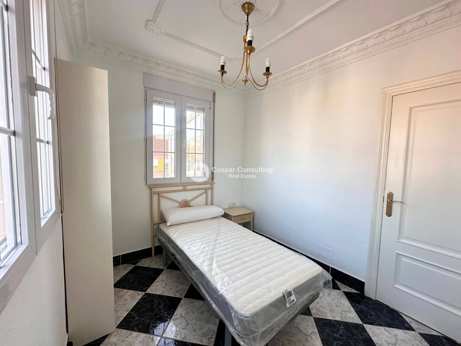 4 soverom Villa til salgs i La Manga del Mar Menor med garasje - € 495 000 (Ref: 8653521)