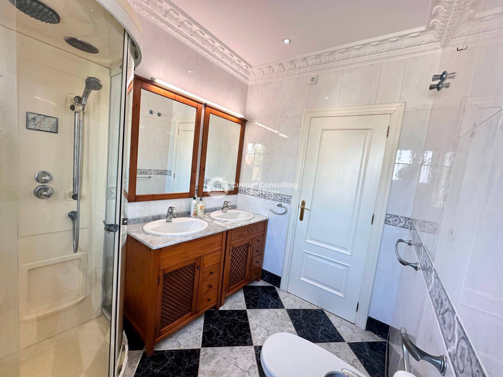 4 soverom Villa til salgs i La Manga del Mar Menor med garasje - € 495 000 (Ref: 8653521)