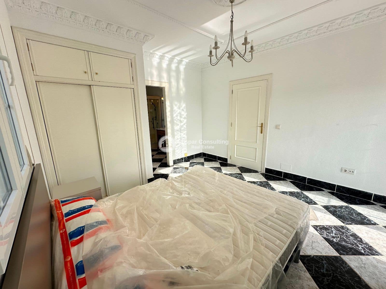 4 soverom Villa til salgs i La Manga del Mar Menor med garasje - € 495 000 (Ref: 8653521)