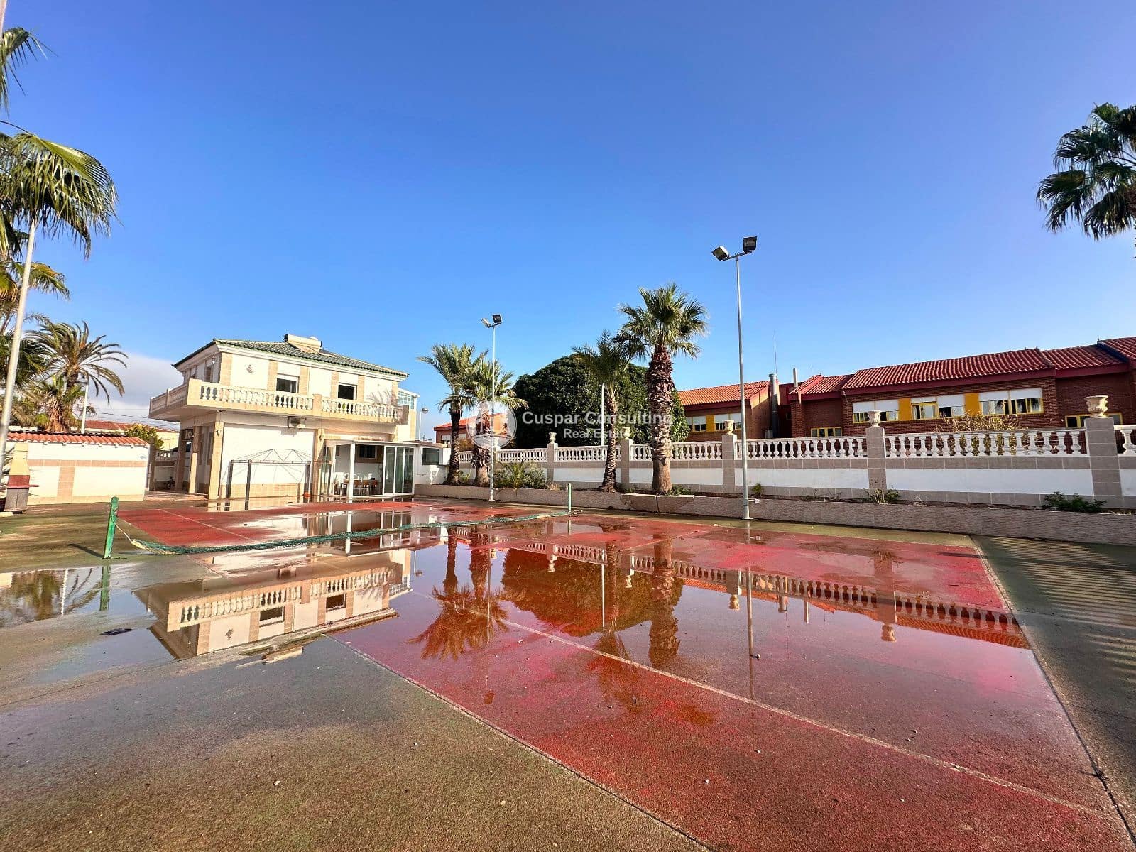 4 soverom Villa til salgs i La Manga del Mar Menor med garasje - € 495 000 (Ref: 8653521)