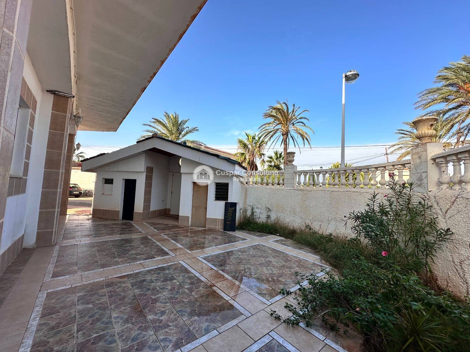 4 soverom Villa til salgs i La Manga del Mar Menor med garasje - € 495 000 (Ref: 8653521)