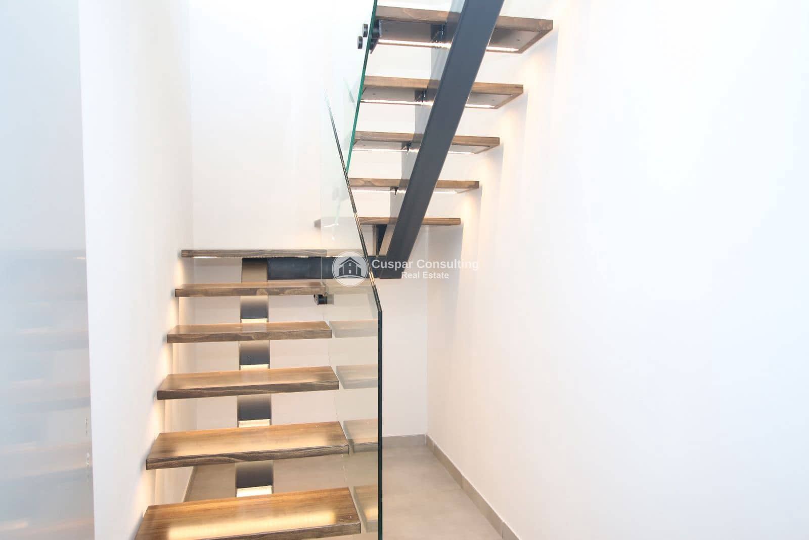 3 bedroom Villa for sale in Pilar de la Horadada with pool garage - € 550,000 (Ref: 8687092)