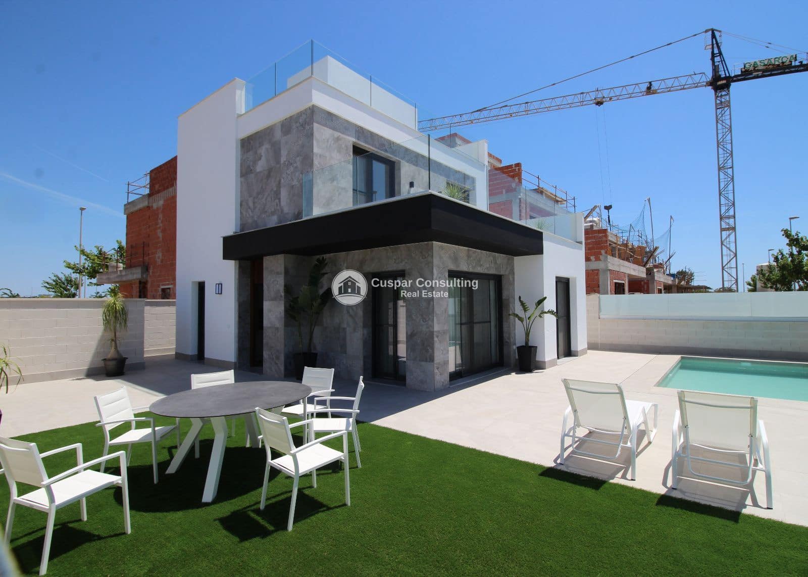 3 bedroom Villa for sale in Pilar de la Horadada with pool garage - € 550,000 (Ref: 8687092)