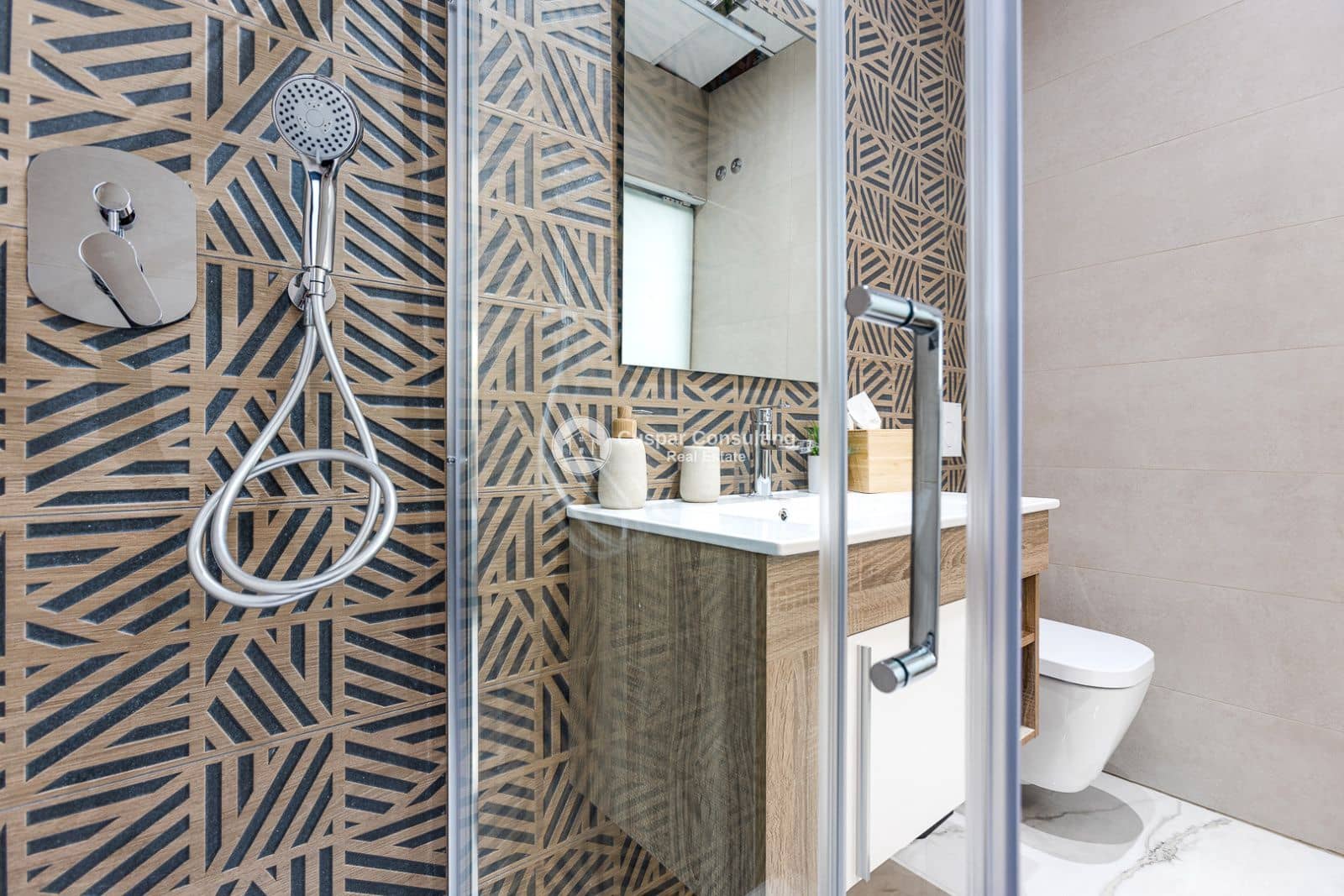 2 bedroom Flat for sale in Orihuela Costa with pool garage - € 272,000 (Ref: 8723478)