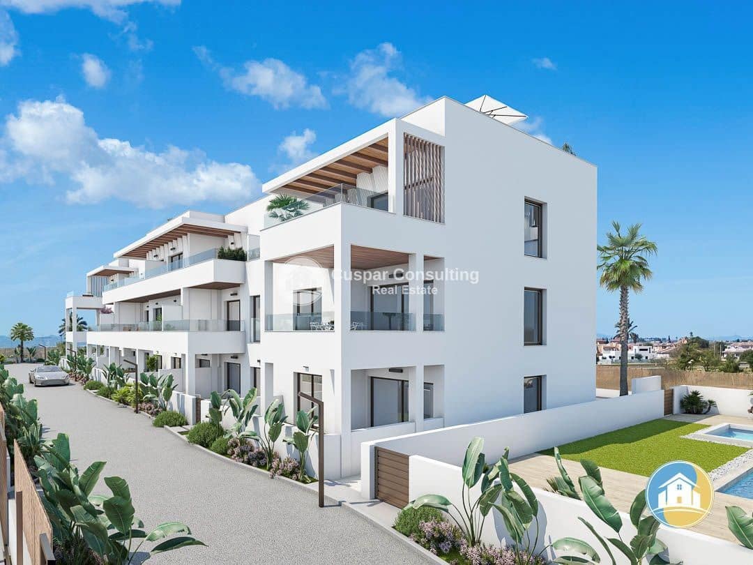 2 soveværelse Lejlighed til salg i Los Alcazares med swimmingpool garage - € 259.000 (Ref: 8751788)