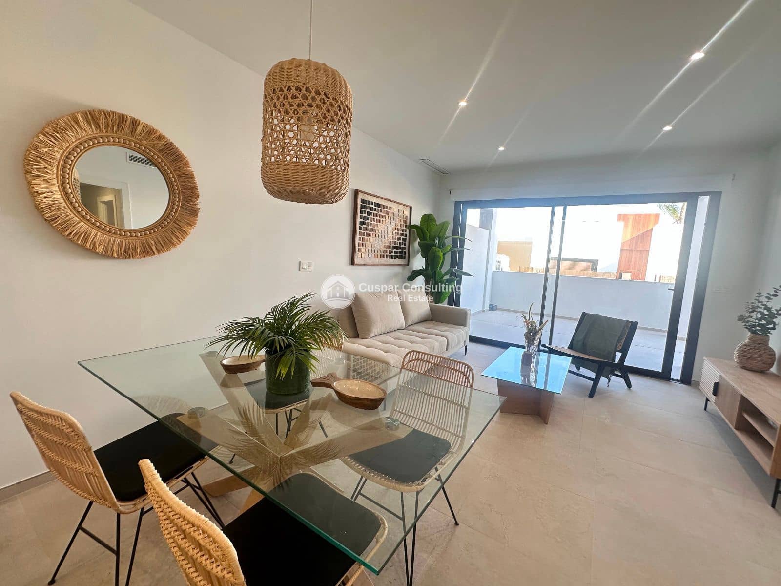 2 soveværelse Lejlighed til salg i Los Alcazares med swimmingpool garage - € 259.000 (Ref: 8751788)