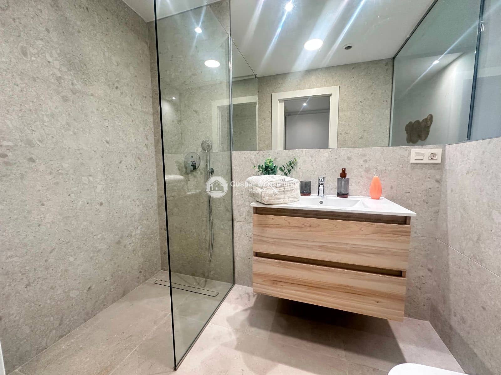 2 soveværelse Lejlighed til salg i Los Alcazares med swimmingpool garage - € 259.000 (Ref: 8751788)